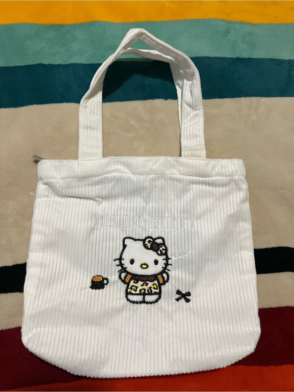 Hello Kitty Hand Bag ✨NWOT ✨